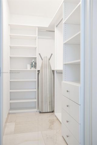 1300 Brickell Bay Dr 4300, Miami, FL 33131