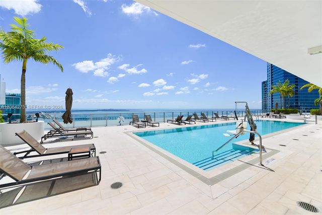 1300 Brickell Bay Dr 4300, Miami, FL 33131