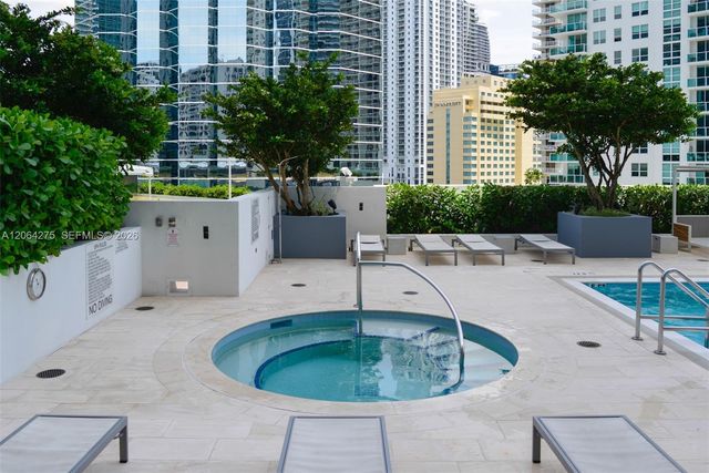 1300 Brickell Bay Dr 4300, Miami, FL 33131