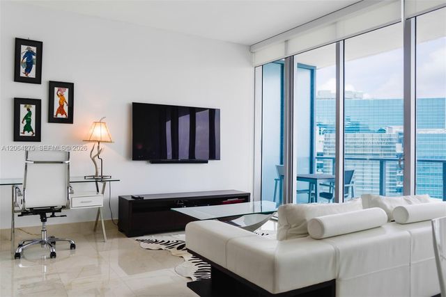 1300 Brickell Bay Dr 4300, Miami, FL 33131