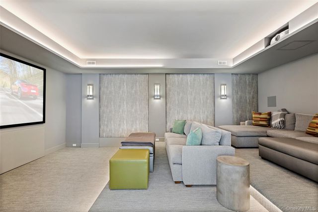 27 Ezekills Hollow, Sag Harbor, NY 11963