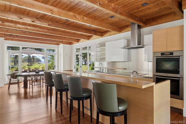 27 Ezekills Hollow, Sag Harbor, NY 11963