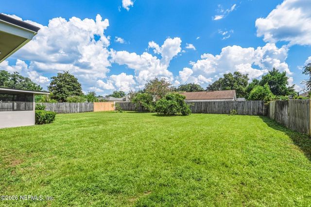 12423 CONDOR Drive, Jacksonville, FL 32223