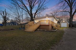 26377 W Marie Avenue, Antioch, IL 60002