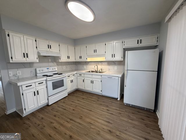 104 Peachtree Court, Lagrange, GA 30241