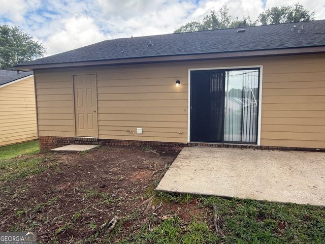 104 Peachtree Court, Lagrange, GA 30241