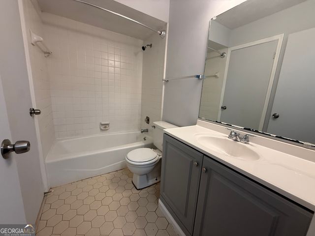 104 Peachtree Court, Lagrange, GA 30241