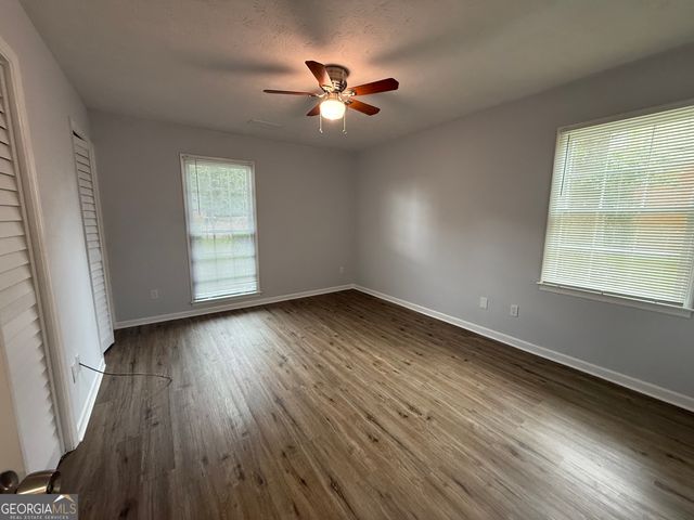 104 Peachtree Court, Lagrange, GA 30241