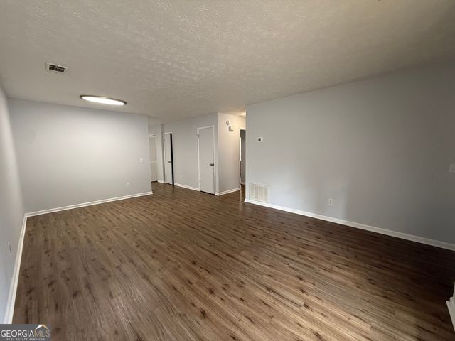 104 Peachtree Court, Lagrange, GA 30241
