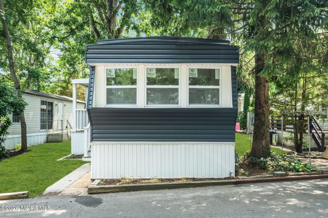 56 Marcia Memorial Circle, Jackson, NJ 08527