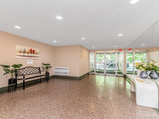 6485 Broadway 5B, Bronx, NY 10471