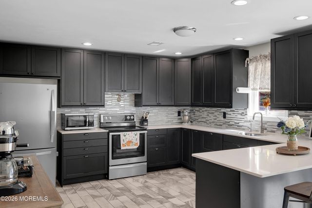 18 Phyllis Street, Browns Mills, NJ 08015