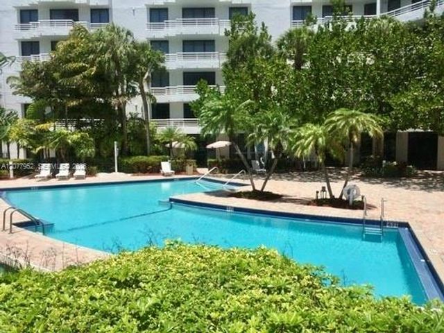 3300 NE 192nd Street 1210, Aventura, FL 33180