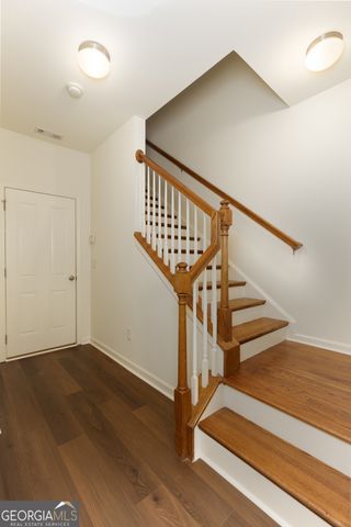 7280 Glisten Avenue, Atlanta, GA 30328