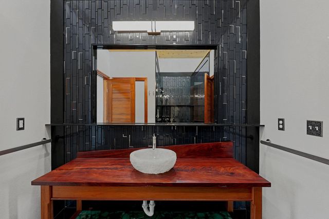 7700 E 13th St N Unit 52, Wichita, KS 67206