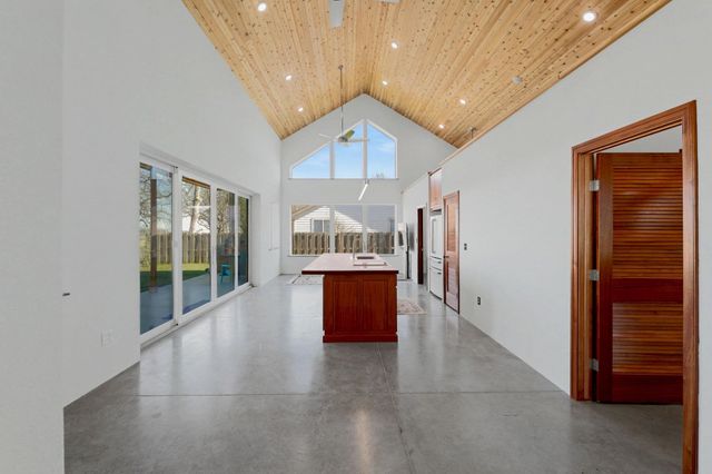 7700 E 13th St N Unit 52, Wichita, KS 67206