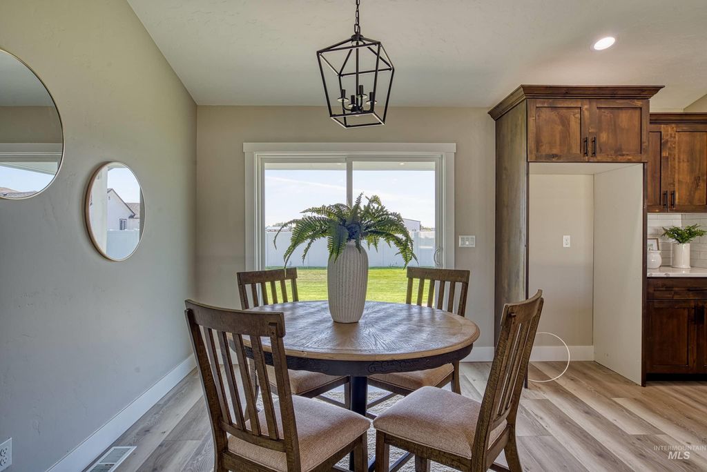 960 Campbell St, Vale, OR 97918 photo 12