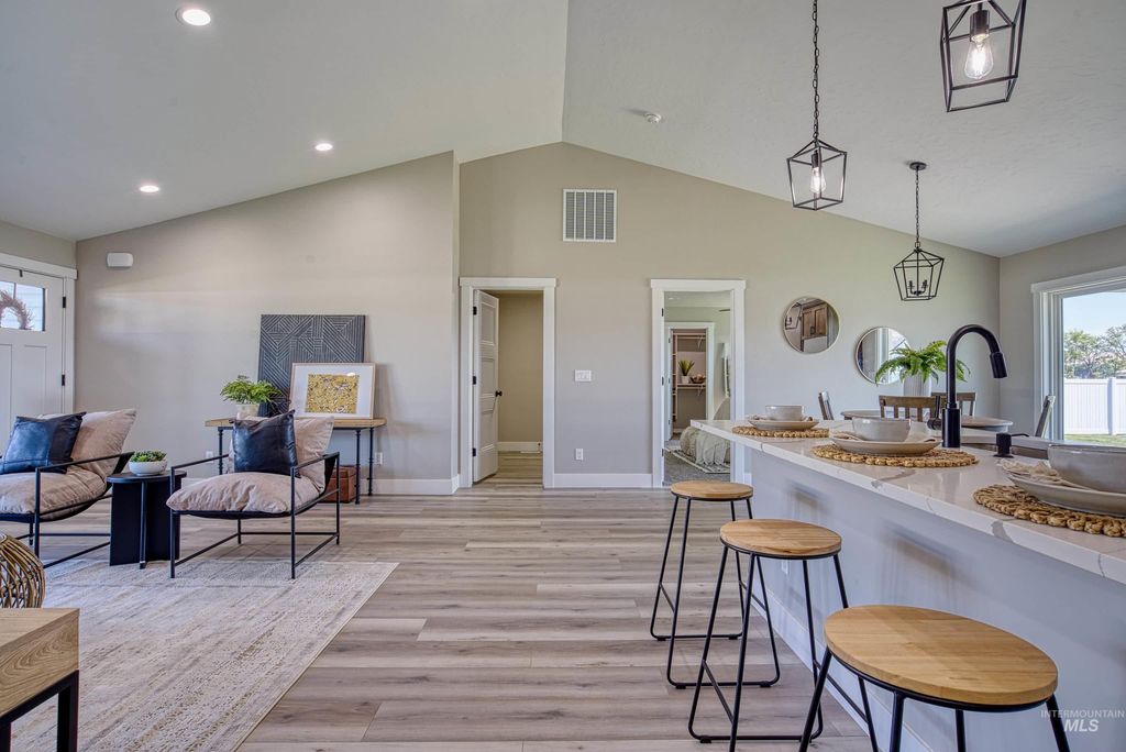 960 Campbell St, Vale, OR 97918 photo 3