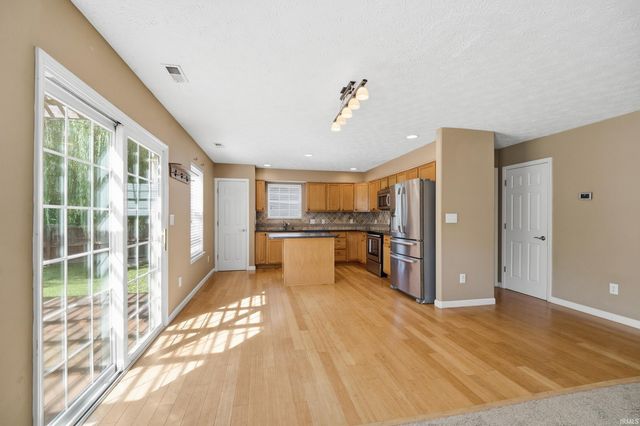 6106 Flintlock Drive, West Lafayette, IN 47906