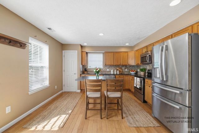 6106 Flintlock Drive, West Lafayette, IN 47906