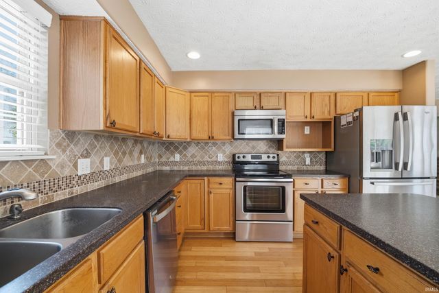 6106 Flintlock Drive, West Lafayette, IN 47906