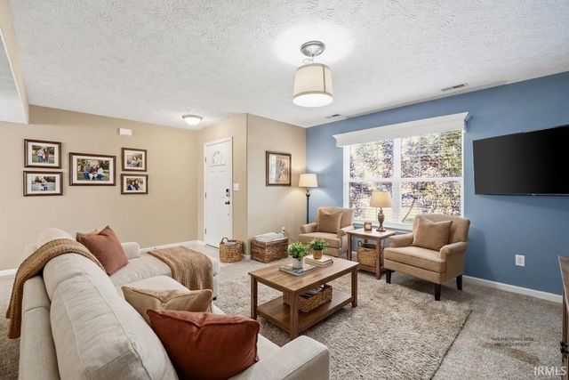 6106 Flintlock Drive, West Lafayette, IN 47906