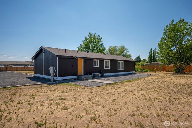 9192 Road 4.8 NE, Moses Lake, WA 98837