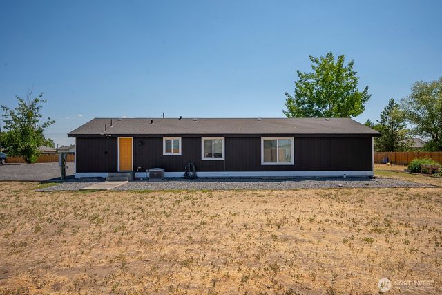 9192 Road 4.8 NE, Moses Lake, WA 98837