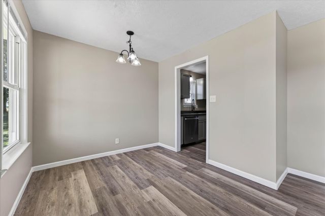 1647 Hannibal Dr, Oak Grove, KY 42262