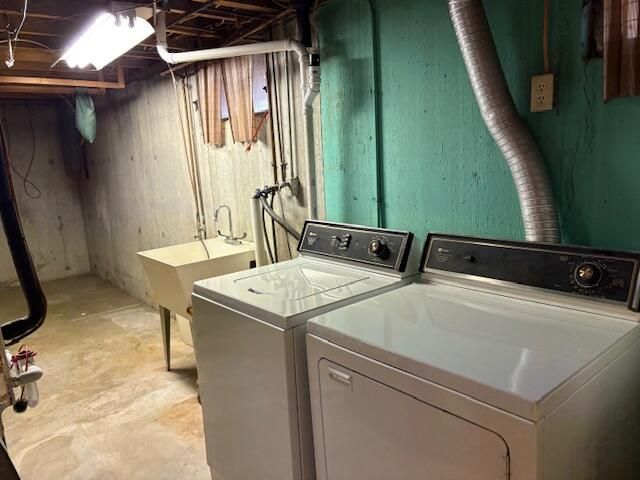 4970 FLORIST RD, Roanoke, VA 24012