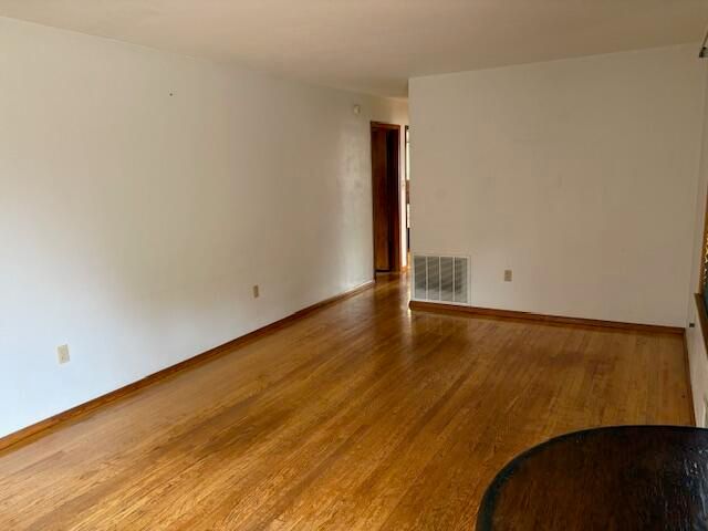 4970 FLORIST RD, Roanoke, VA 24012