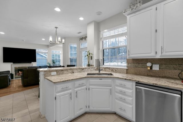 9 Hartley Ln, Bernards Twp., NJ 07920