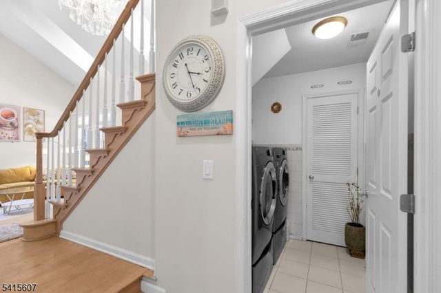 9 Hartley Ln, Bernards Twp., NJ 07920