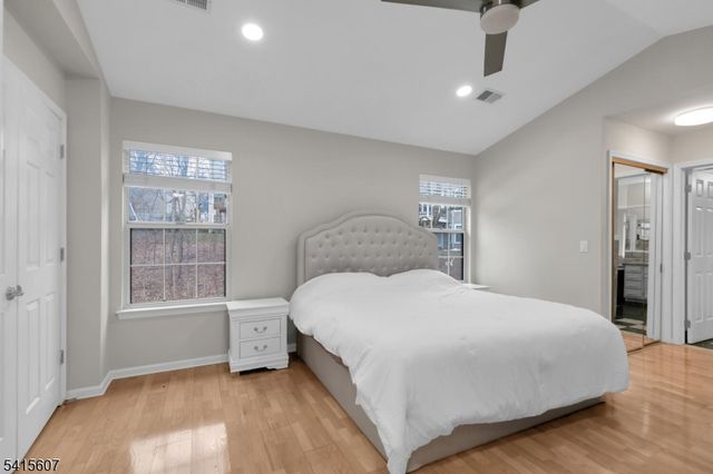 9 Hartley Ln, Bernards Twp., NJ 07920