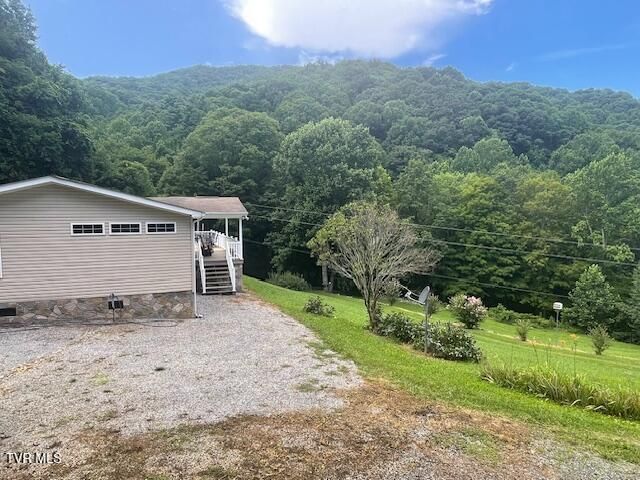 2169 Rice Creek Road, Flag Pond, TN 37657
