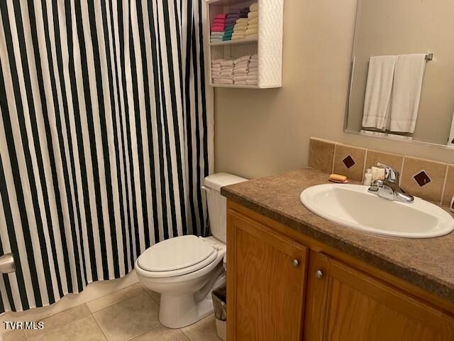 2169 Rice Creek Road, Flag Pond, TN 37657