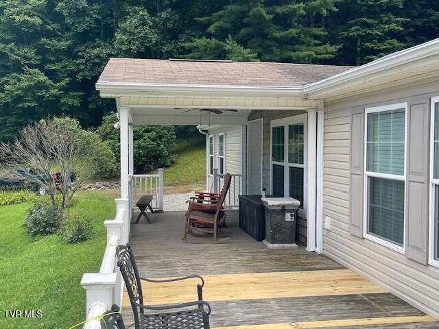 2169 Rice Creek Road, Flag Pond, TN 37657