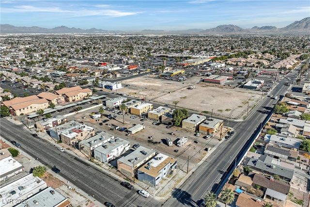 1300 North 22nd Street, Las Vegas, NV 89101