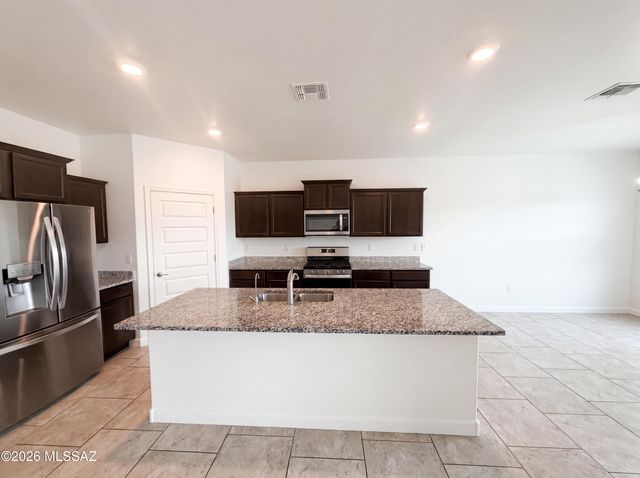 17967 S Camino De Las Quintas, Sahuarita, AZ 85629