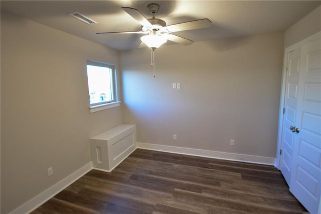 747 N Malbec Road, Fayetteville, AR 72704