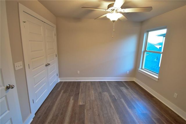 747 N Malbec Road, Fayetteville, AR 72704