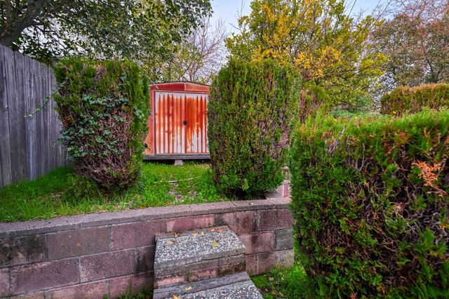 6605 Penney Way, Carmichael, CA 95608