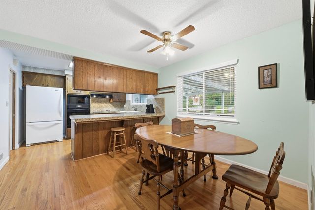 6605 Penney Way, Carmichael, CA 95608