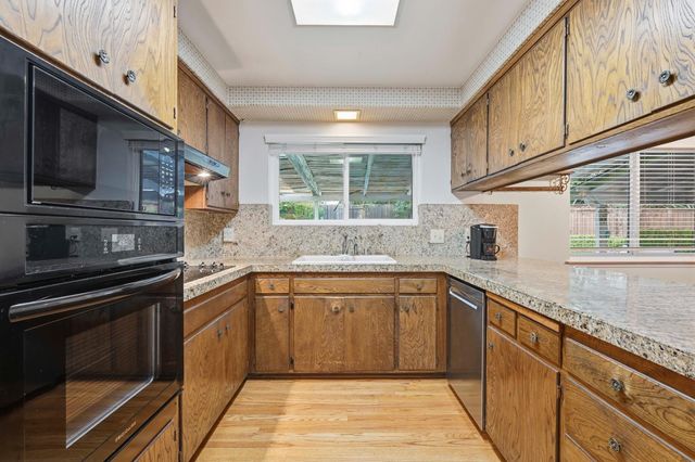 6605 Penney Way, Carmichael, CA 95608