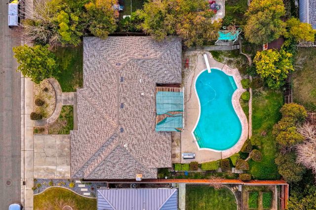 6605 Penney Way, Carmichael, CA 95608