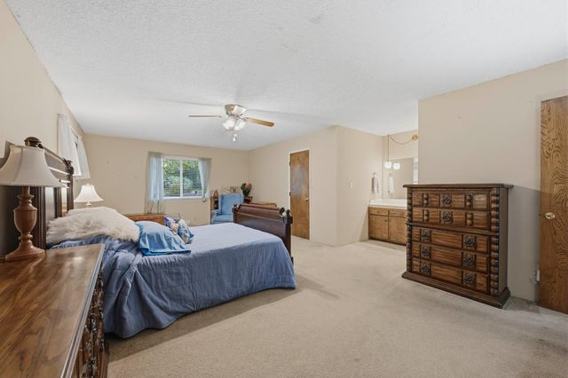 6605 Penney Way, Carmichael, CA 95608