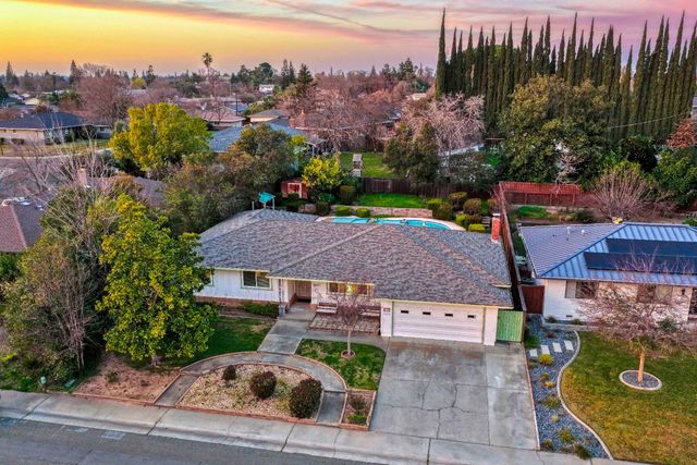 6605 Penney Way, Carmichael, CA 95608