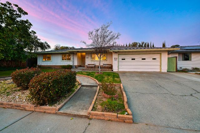 6605 Penney Way, Carmichael, CA 95608