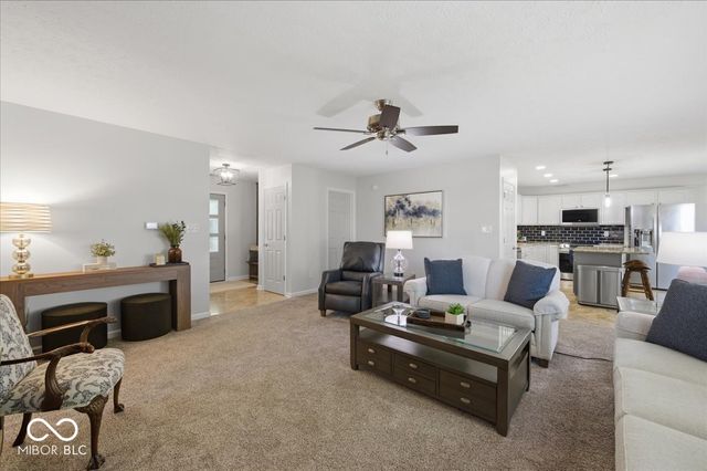 1816 Acorn Road, Franklin, IN 46131