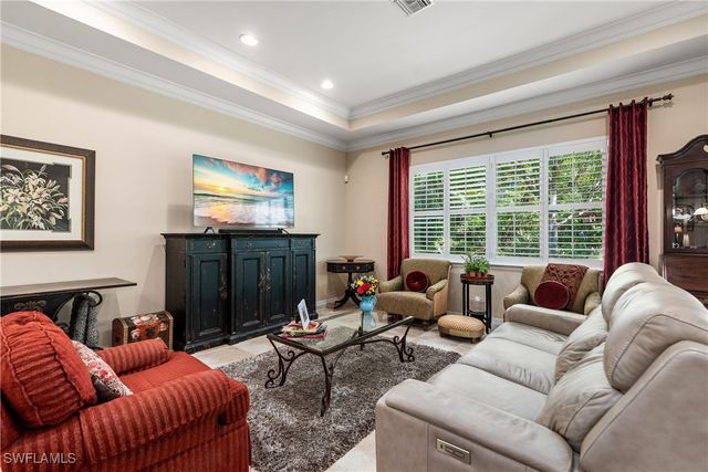 6849 IL REGALO CIR, Naples, FL 34109